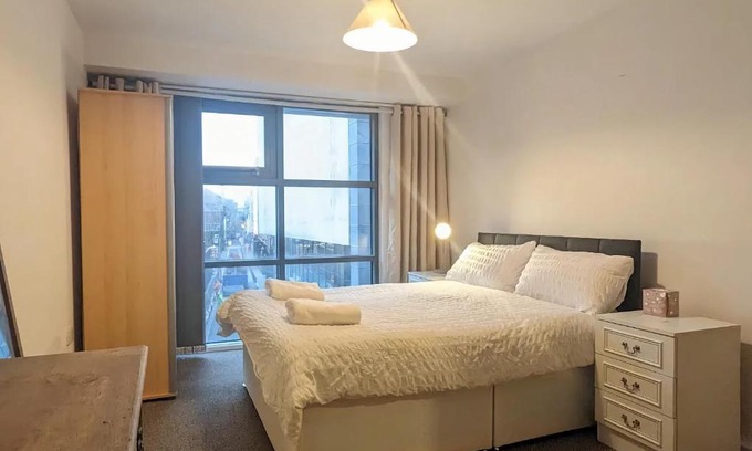 Liverpool City Centre Apartment | Lovely 1 Bedroom in the Heart of the City Centre