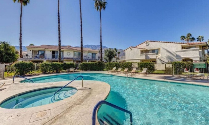 Palm Springs Condo | Lovely 2 Bedroom Condo w/Pool, Hot Tub and Tennis