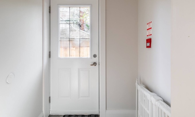 Cedarvale Apartment | Lovely 2 BR apartment in York