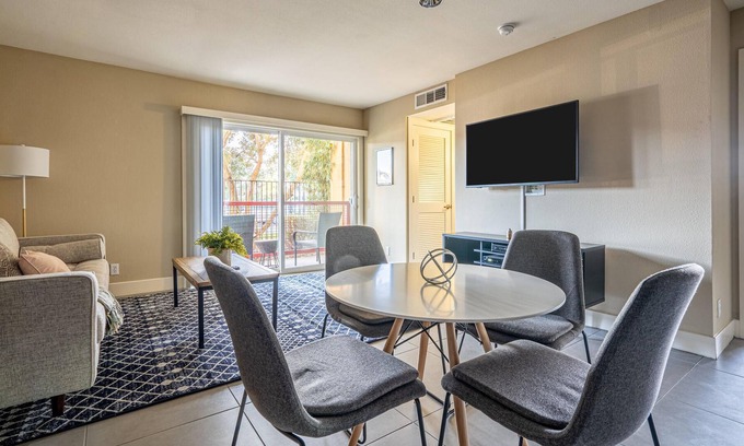 East San Mateo Apartment | Lovely 2BR in San Mateo, Pool + Pet-Friendly