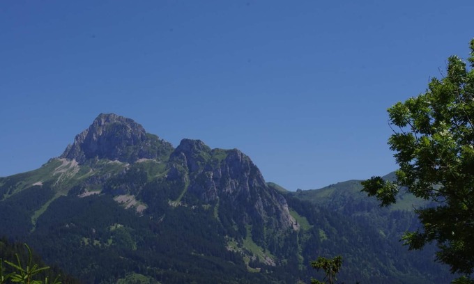 Bernex Apartment | Lovely alpine studio at foot of ski slopes