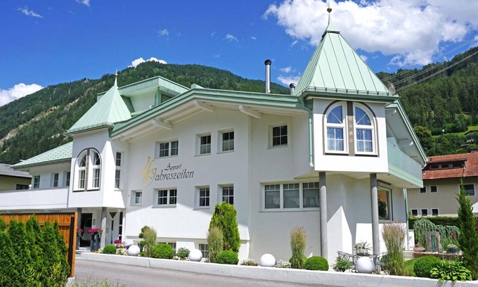 Ried im Oberinntal Apartment | Lovely apartment for 4 guests with WIFI, TV and patio