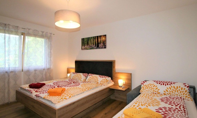 Holdernach Apartment | Lovely apartment for 5 guests with WIFI, TV and terrace