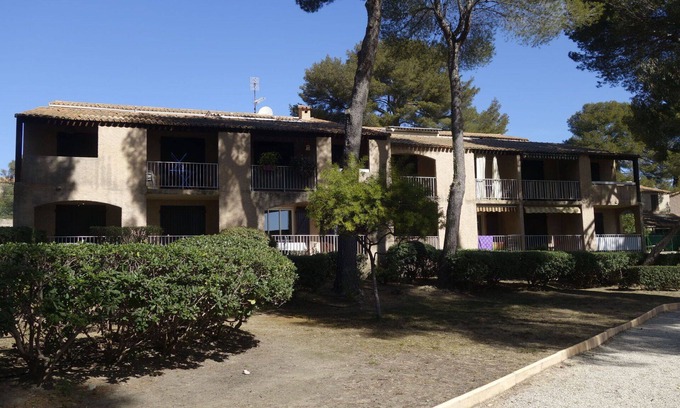 Les Lecques Apartment | Lovely apartment for 4 guests with WIFI, TV and terrace