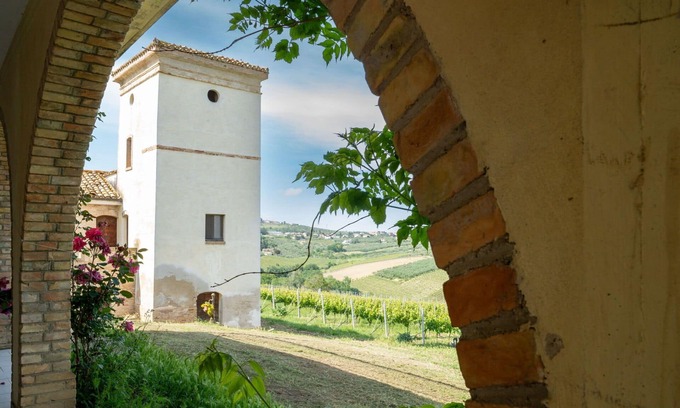 Citta Sant'Angelo Apartment | Lovely apartment for 4 people with WIFI, pool, TV, pets allowed and panoramic view