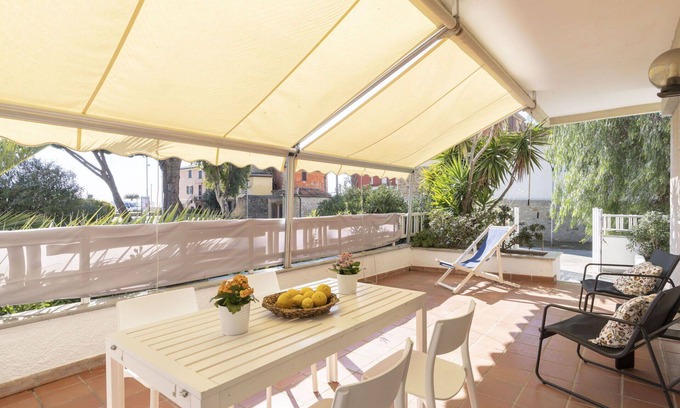 Marina di Andora Apartment | Lovely apartment for 6 people with WIFI, TV, terrace and pets allowed