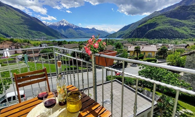 Novate Mezzola Apartment | Lovely apartment for 5 guests with WIFI, TV and terrace