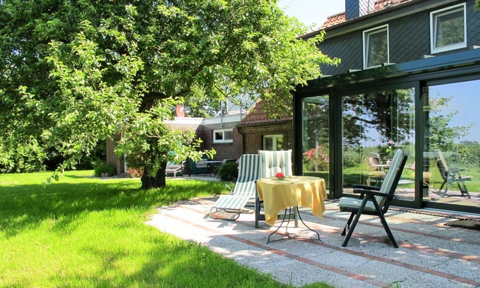 Wangerland Apartment | Lovely apartment for 2 people with WIFI, TV and patio