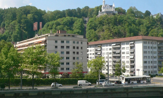 Lucerne Apartment | Lovely apartment for 3 guests with WIFI, TV and balcony