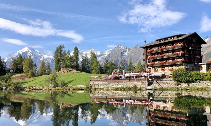 Graechen Apartment | Lovely apartment for 4 people with WIFI, TV, patio and panoramic view