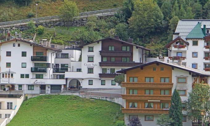 Ischgl Apartment | Lovely apartment for 5 people with WIFI, TV, terrace and pets allowed