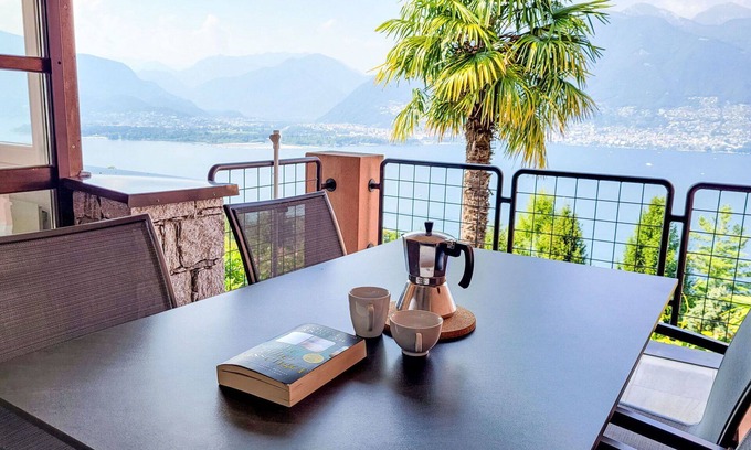 Vira Apartment | Lovely apartment for 5 people with pool, WIFI, TV and patio