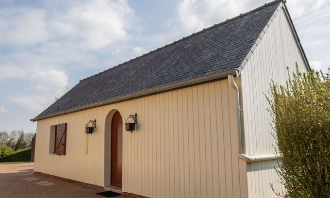 La Richardais Apartment | Lovely apartment for 2 guests with WIFI and TV