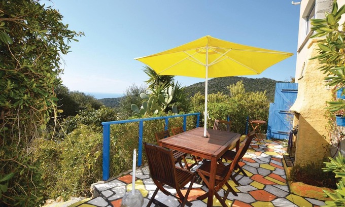 Serra-di-Ferro Apartment | Lovely apartment in Serra di Ferro