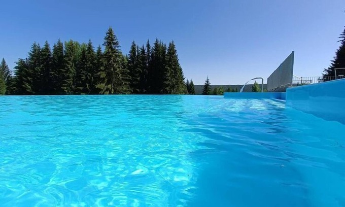 Breitenbrunn/Erzgeb. Apartment | Lovely apartment in Breitenbrunn with shared sauna