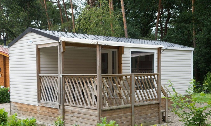 Schinveld House | Lovely apartment in villa for 4 guests with WIFI, TV, terrace and parking