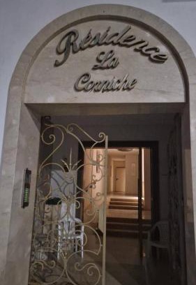 Miramar Apartment | Lovely Appart, terrace, opposite the beach