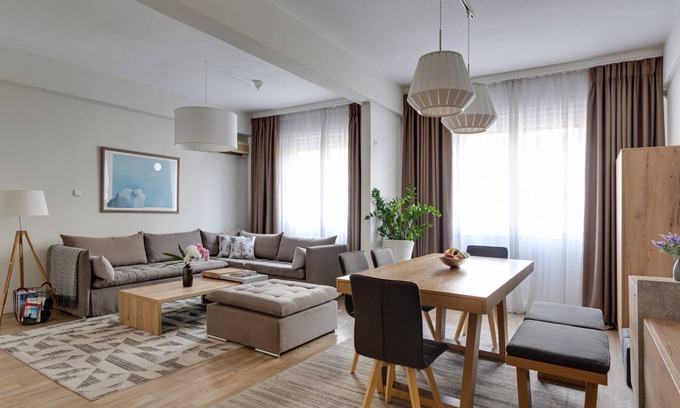 Athens City Centre Villa | Lovely Athens Apartment | 2 Bedrooms | Apartment Seigi | Ideally Situated in.