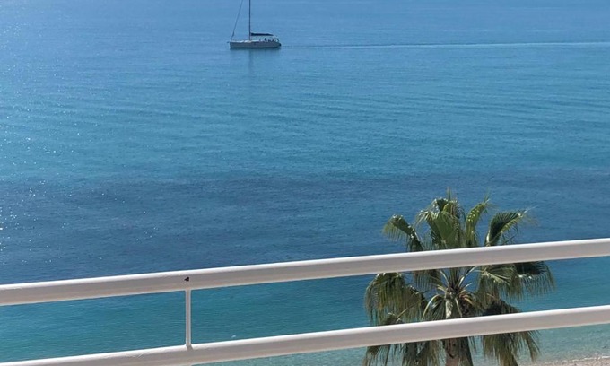 Altea Apartment | Lovely Beachfront Apartment with Panoramic Views