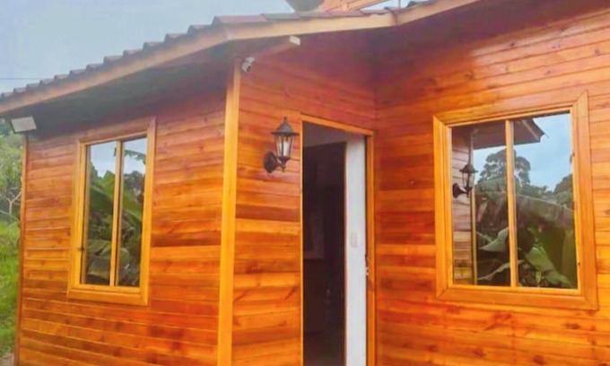 Luna Park Cabin | Lovely cabin with WiFi in charming Circasia