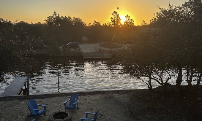 Carova Beach House | Lovely Canal Front Home in the 4X4! Reasonable Rates!