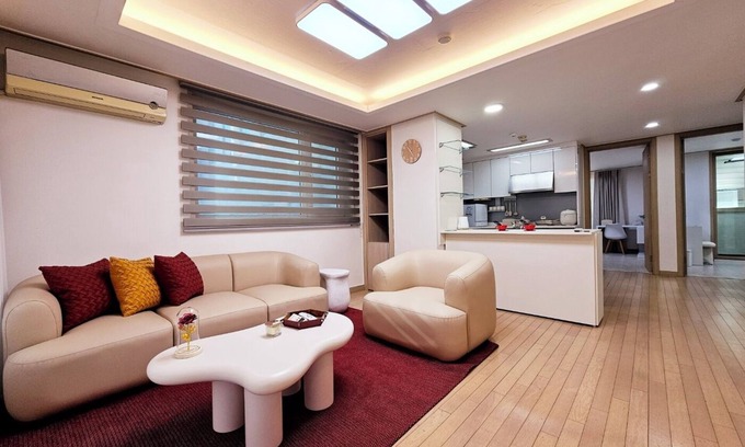 Yeoksam Apartment | lovely cozy apartment&extraordinary space of Seoul Gangnam [min 30day stay only]