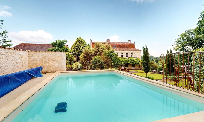 Les Leves-et-Thoumeyragues House | Lovely home in LES LEVES ET THOUMEYRA