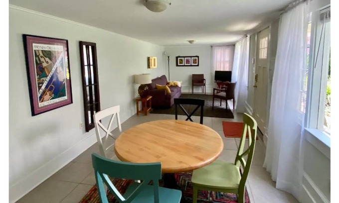 New Orleans Apartment | Lovely historic garden apt. in New Orleans in mid-city near park and bayou!