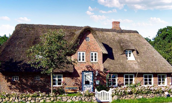 Klixbull House | Lovely home in Niebüll OT Klixbüll