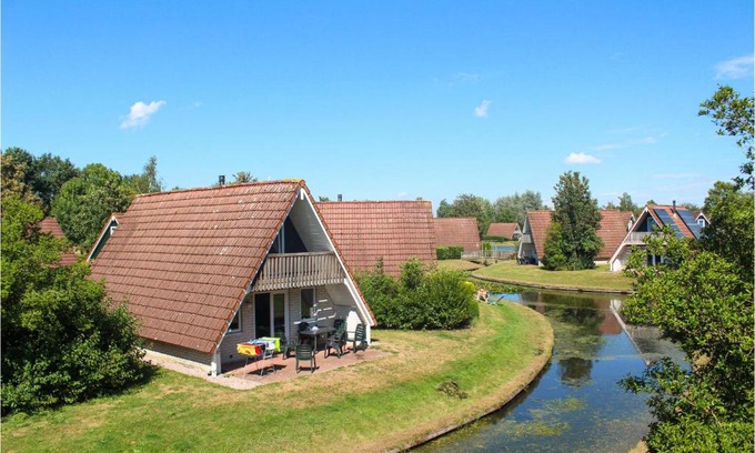 Gramsbergen House | Lovely Home In Gramsbergen With Wifi