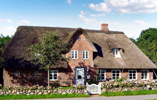 Klixbull House | Lovely Home In Niebüll Ot Klixbüll