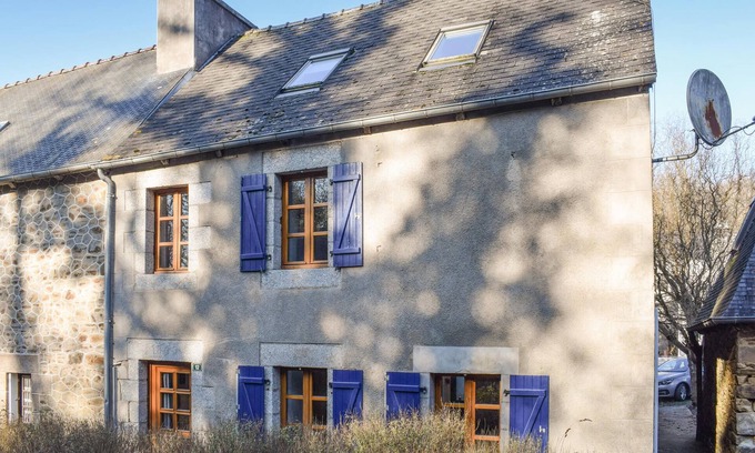 Tremeven House | Lovely home in Tréméven with WiFi