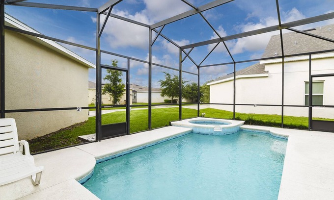 Trafalgar Village House | Lovely Home w/private pool near Disney & Universal