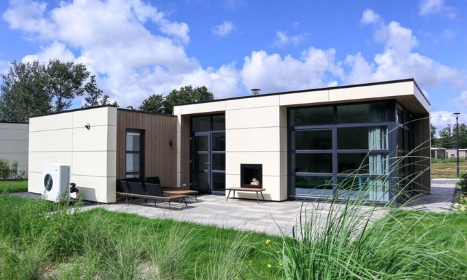 Velsen-Zuid Ski Chalet | Lovely luxury holiday villa