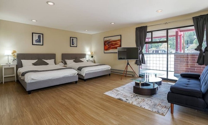 Horseshoe Bay Apartment | Lovely Master bedroom+AC in Shared Home