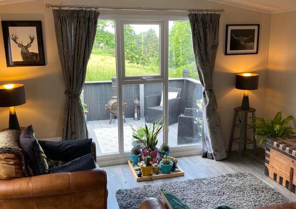 Cove Resort | Lovely new caravan by Loch Long