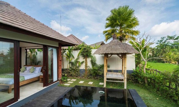 Kenderan Villa | Lovely Private Pool Villa overlooking the stunning rice paddies