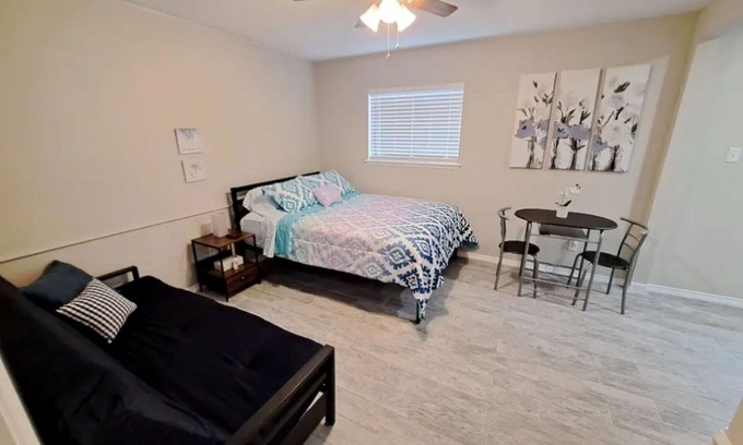 Lewisville Apartment | Lovely & Private Studio Apt @NorthDFW by I-35 Fwy. Free W&D Stays 30+ days only