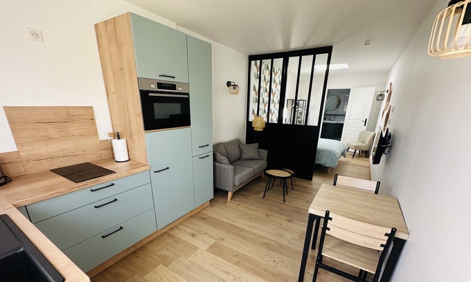 Saint Ouen d'Aunis Apartment | Lovely studio 10 minutes from La Rochelle