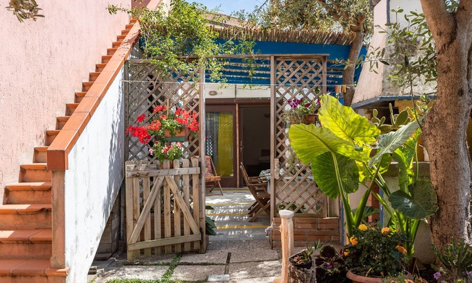 Torre Grande Apartment | Lovely studio apartment 200mt from the sea