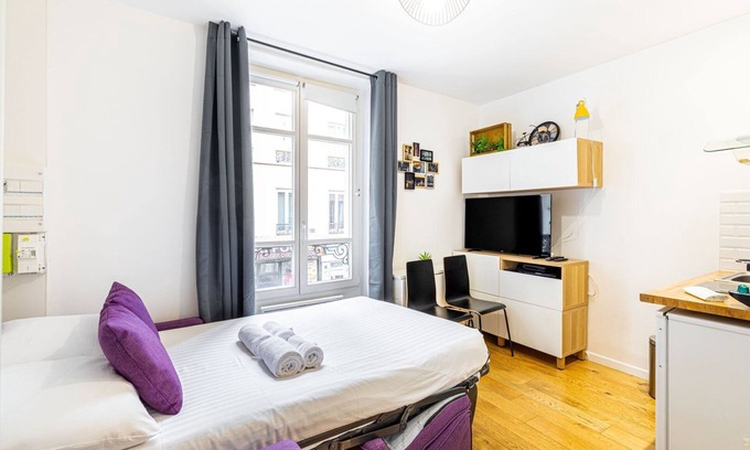 Quartier Saint-Ambroise Apartment | Lovely studio for 2 - Paris Center Bastille