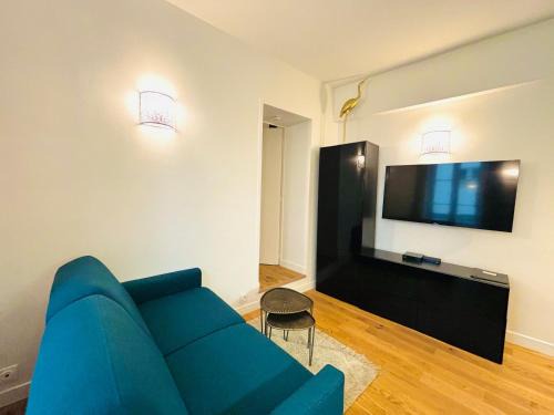 Saint-Germain-des-Pres Apartment | Lovely studio in the Heart of St Germain-des-Prés