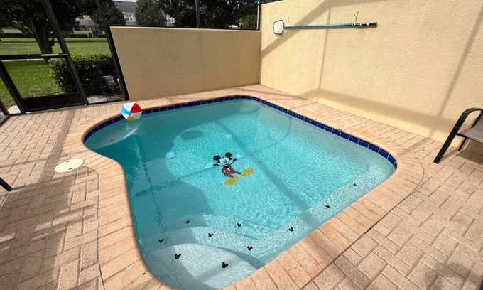 Windsor Hills House | Lovely Themed Home w/Private Pool -3m from Disney!