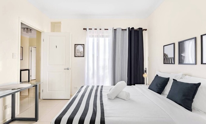 Sunnybank House | Lovely tiny home at Sunnybank CBD Street Parking