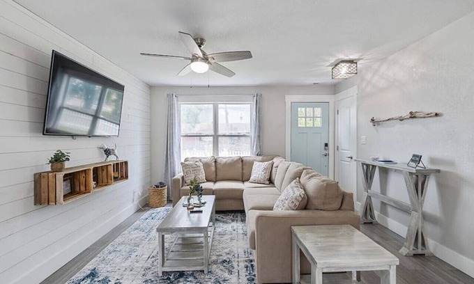 Northeast Virginia Beach House | Low Tide-Renovated 2022, Vibe/Oceanfront District