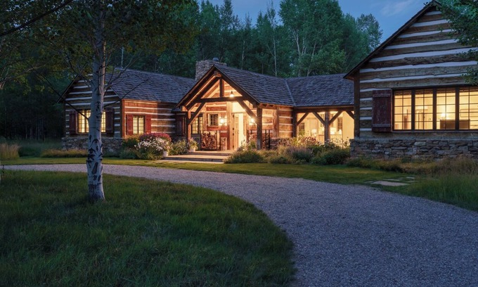 Moose Wilson Road House | LPJH | Cabin Fever | Secluded Luxury Cabin Minutes from World-Class Skiing