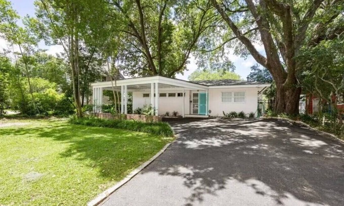 Highlands - Perkins House | LSU Retreat Cozy, Clean, and Close to Everything