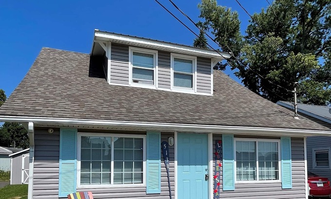 Buckeye Lake House | Lubber's Lane-Remodeled Buckeye Lake Home across from the lake.!