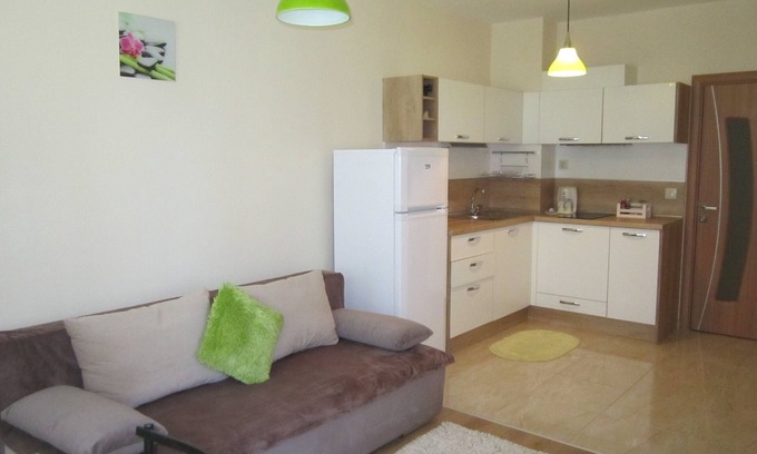 Pomorie Apartment | LUBO Apartment Pomorie