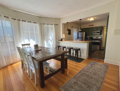 Hood River House | Lucky 30 Day